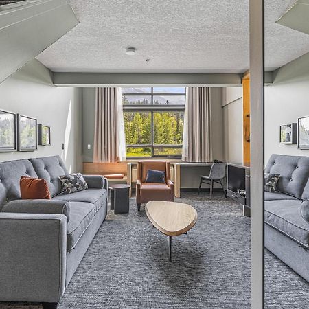 Mtn House By Basecamp Hotell Canmore Exteriör bild