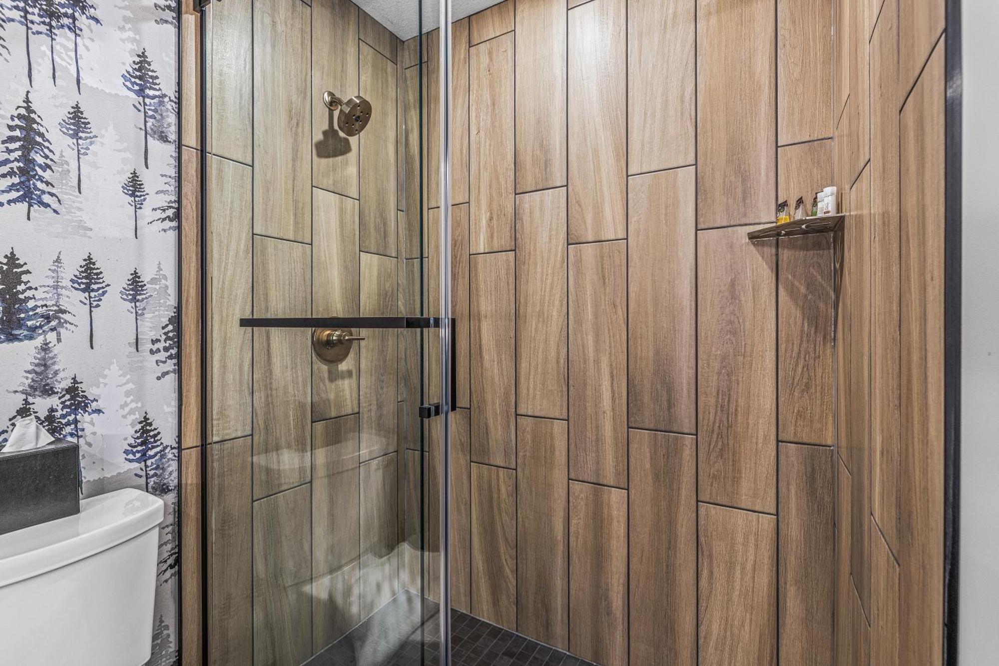 Mtn House By Basecamp Hotell Canmore Exteriör bild