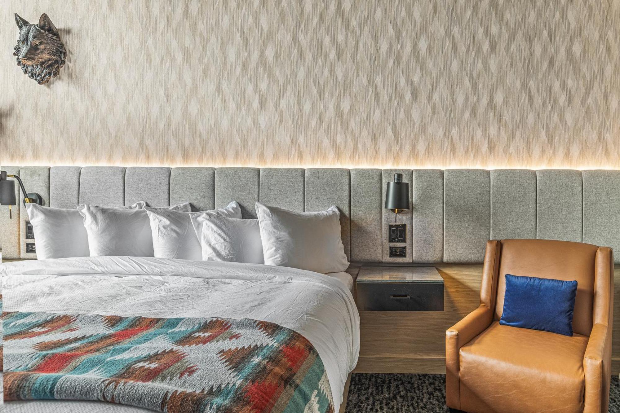 Mtn House By Basecamp Hotell Canmore Exteriör bild