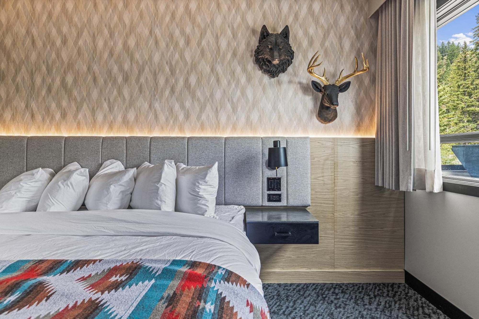 Mtn House By Basecamp Hotell Canmore Exteriör bild