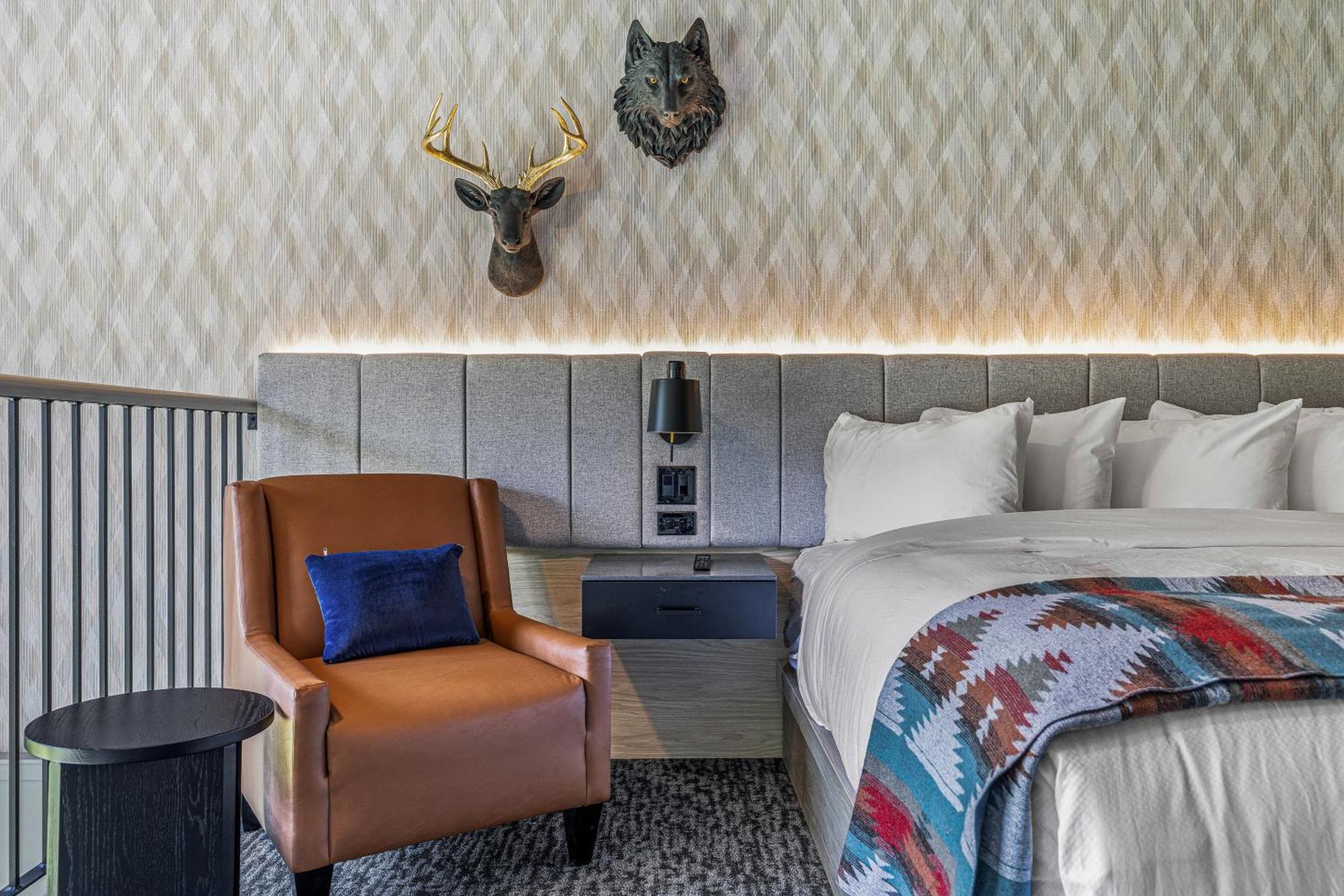 Mtn House By Basecamp Hotell Canmore Exteriör bild