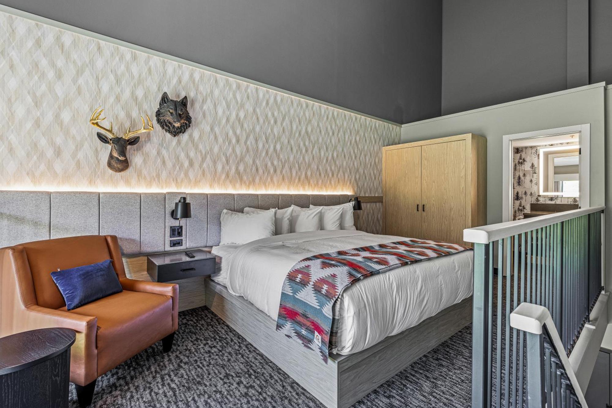 Mtn House By Basecamp Hotell Canmore Exteriör bild