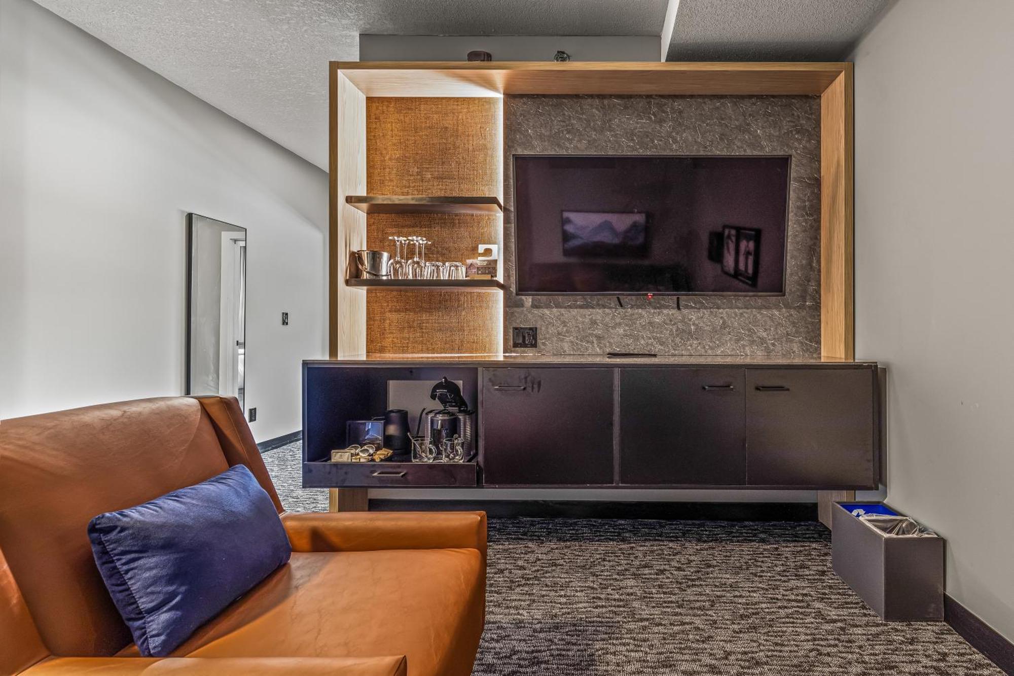 Mtn House By Basecamp Hotell Canmore Exteriör bild